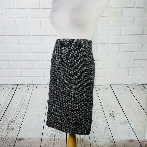 10/$25🦋 Jessica London Gray Fully Lined Wool Skirt - Size 20 - Picture 3 of 13
